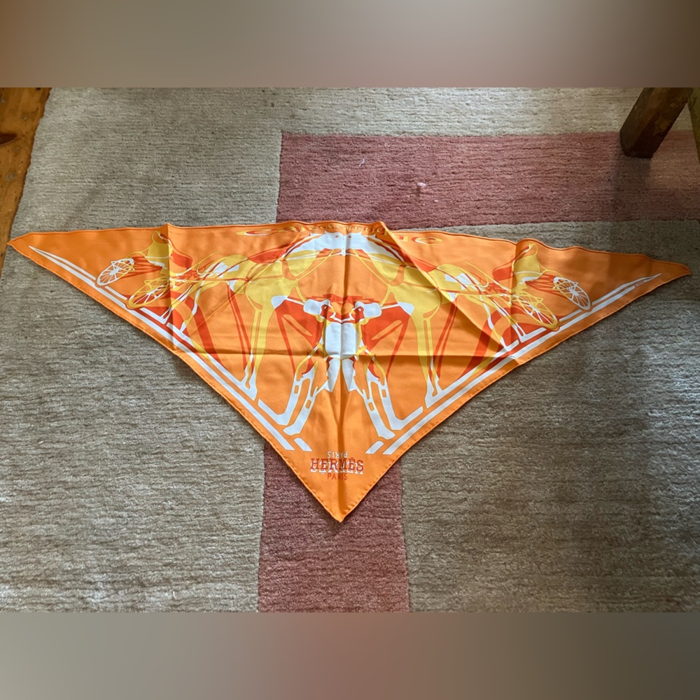 Hermès Silk Scarf – Vibrant Geometric Print
